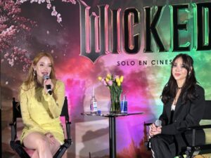 Danna y Ceci de la Cueva demuestran el poder de la amistad y la magia en “Wicked”