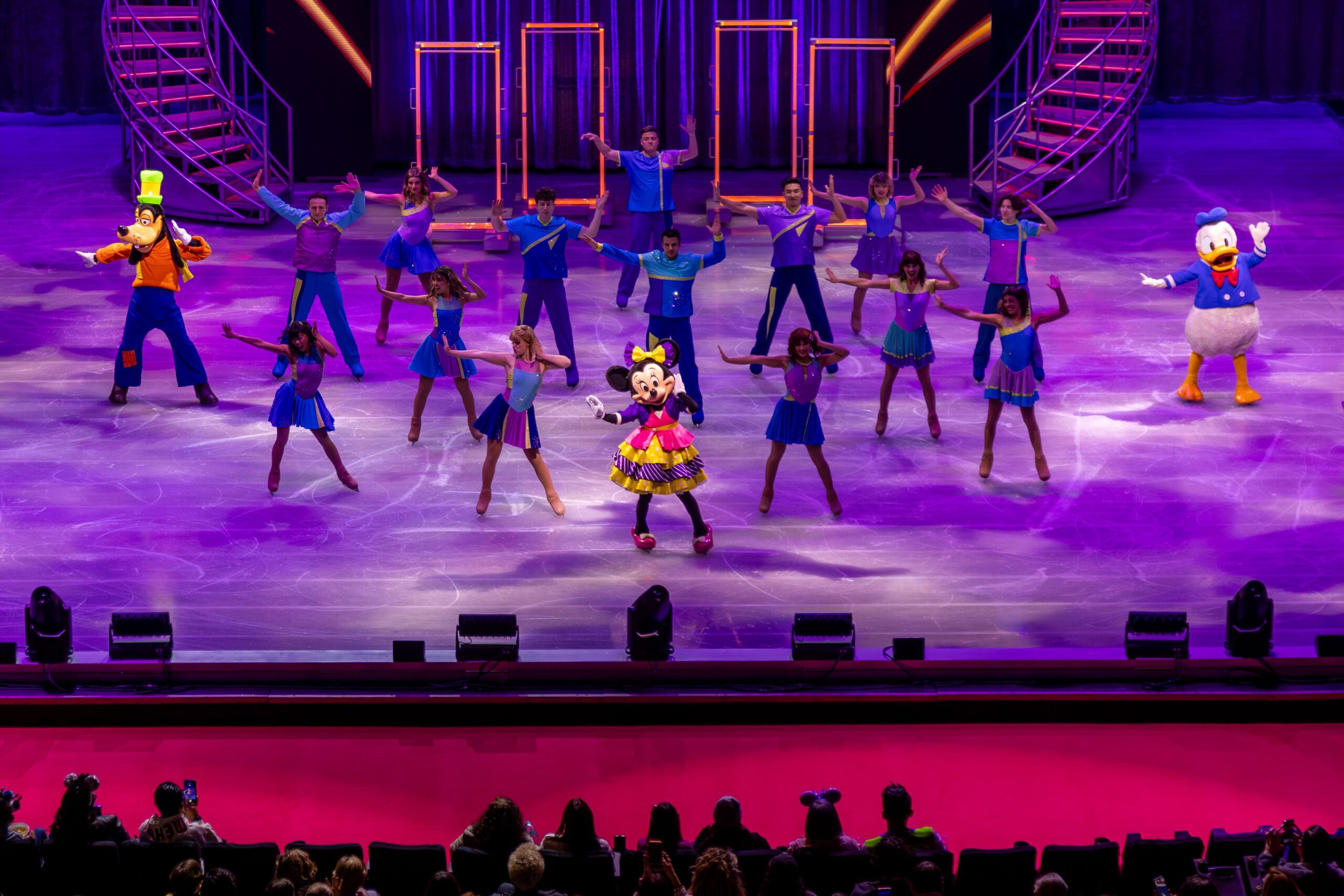 Alfombra azul, corazones abiertos: así vivió la magia de Disney On Ice en el Auditorio Nacional